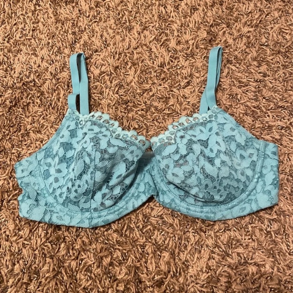 Victoria’s Secret bra - Picture 1 of 4